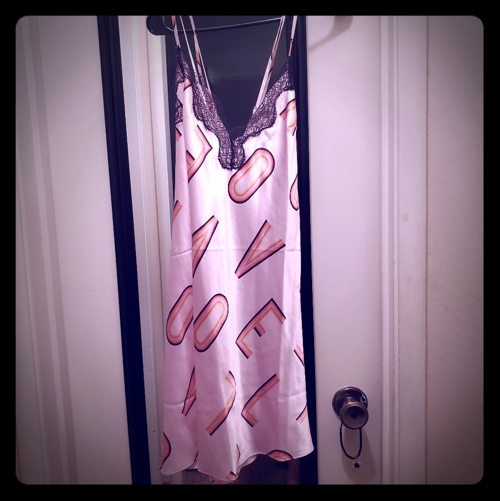 Nwot Victoria Secret Sleeping Gown